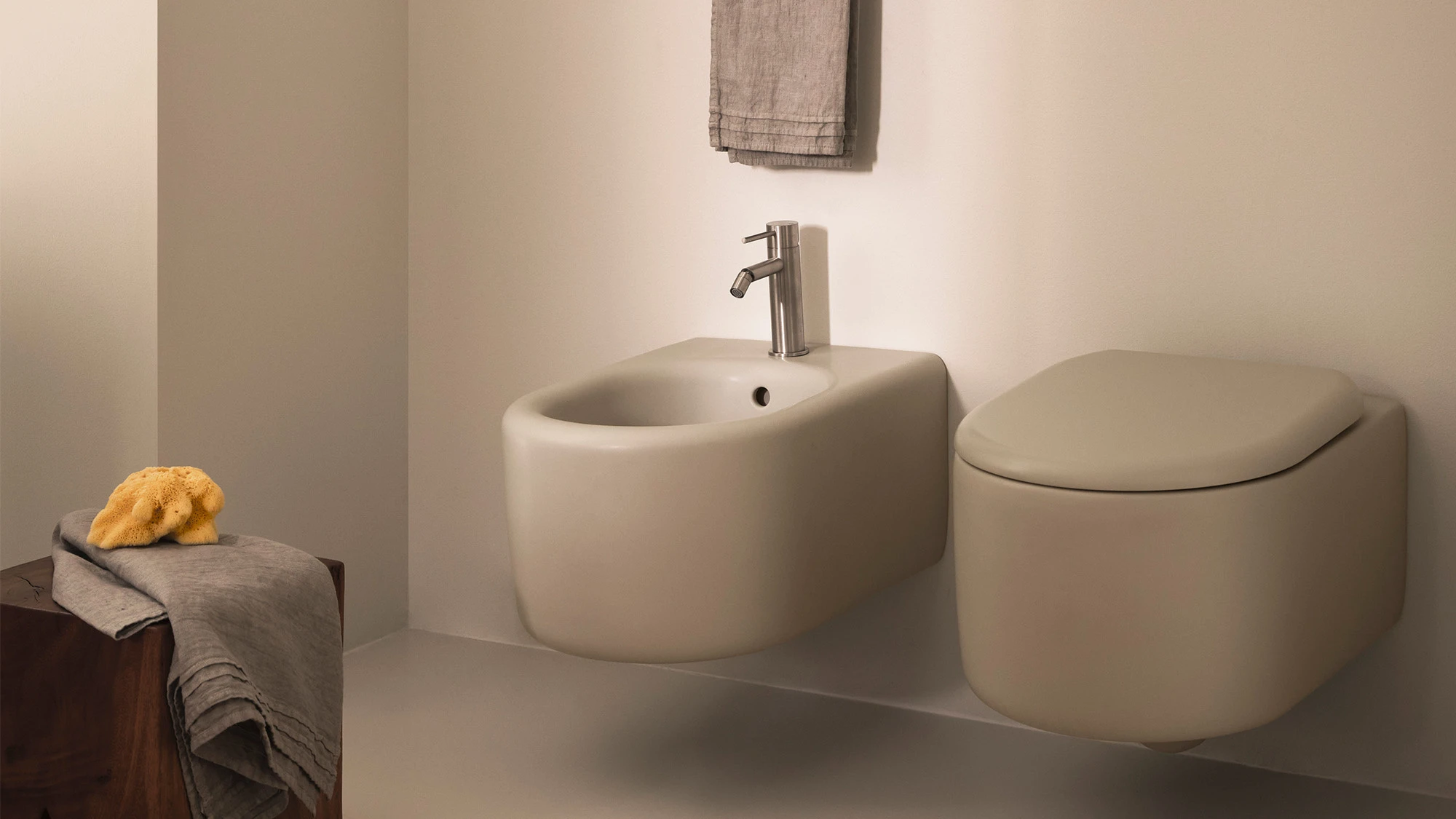Itaca wall-hung - rimless